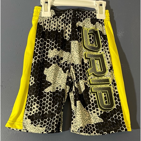 Boys Size 7 - 3-Piece Set - Picture 5 of 5